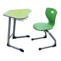 PP-Multifunktionsschule Tische Stuhl